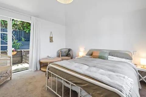 Seaglass Cottage โลเวอร์ฮัท ภายนอก รูปภาพ