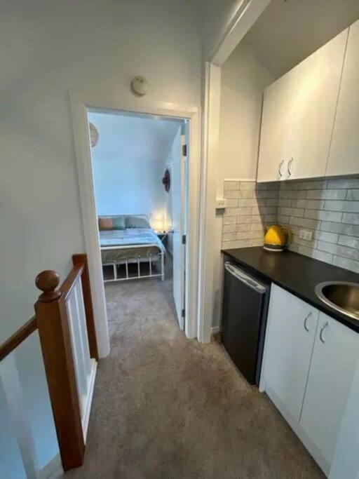 Seaglass Cottage โลเวอร์ฮัท ภายนอก รูปภาพ